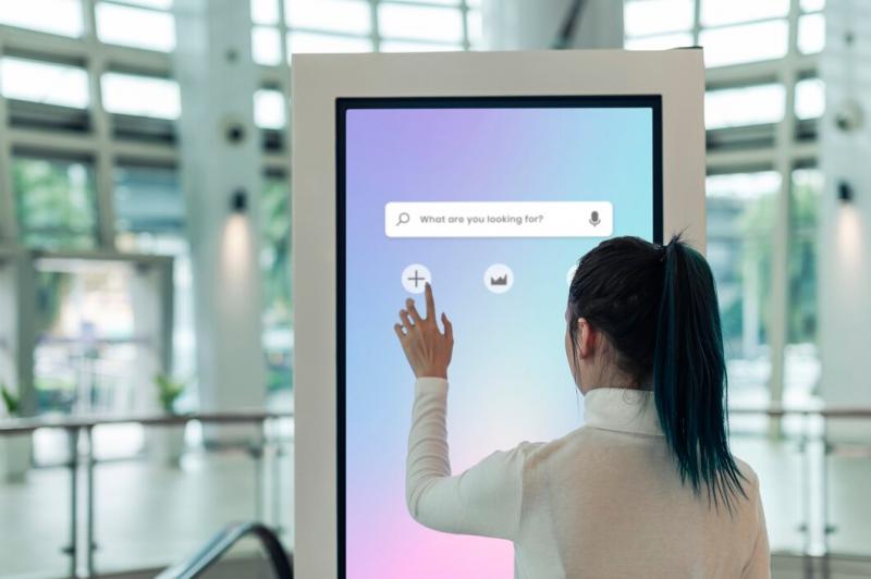 Como os displays digitais podem impulsionar as vendas no varejo